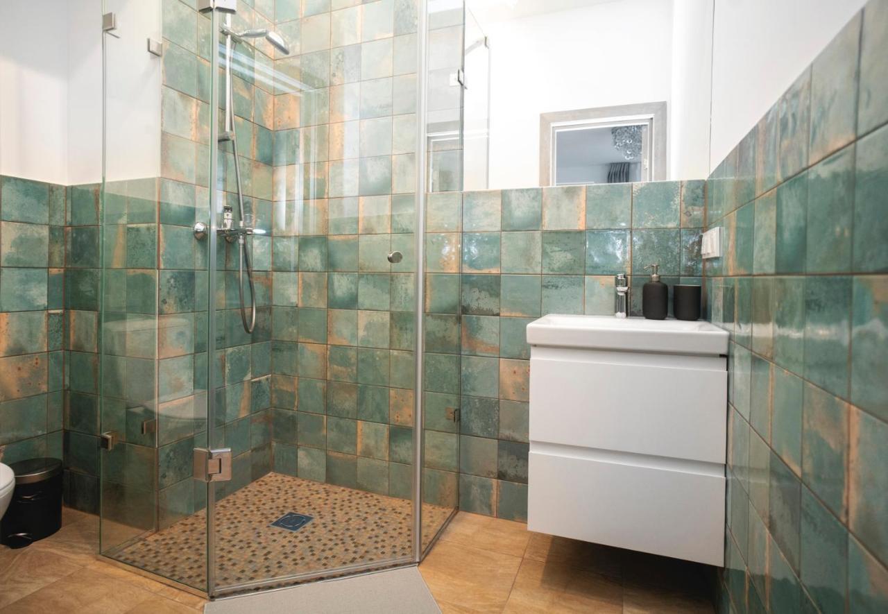 Central Station Apartment No5 Kaunas Buitenkant foto